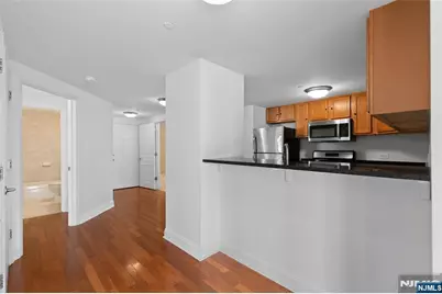 4301 Park Avenue 6D #6D, Union City, NJ 07087 - Photo 8