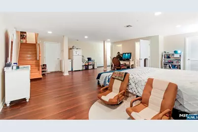 2 Maple Avenue, Waldwick, NJ 07463 - Photo 20