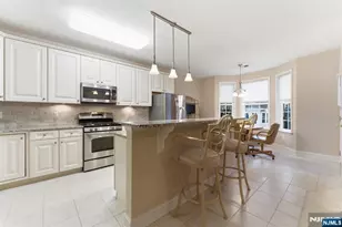 3 Slate Ct 707, Little Falls Township, NJ 07424 - Photo 18