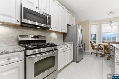 3 Slate Court 707 #707, Little Falls Township, NJ 07424 - Photo 14