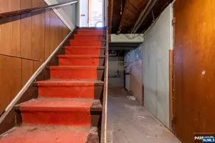 88 Lakeshore Dr, Oakland, NJ 07436 - Photo 32