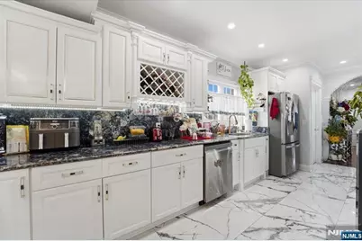 60 Stewart Avenue, Kearny, NJ 07032 - Photo 20
