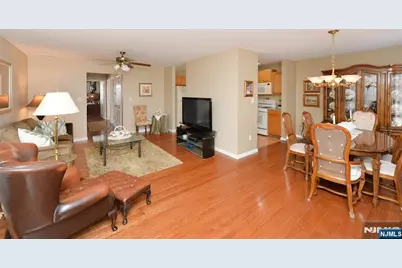 40 Chanda Court D040 #D040, Clifton, NJ 07012 - Photo 4