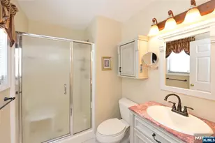 40 Chanda Ct D040, Clifton, NJ 07012 - Photo 14