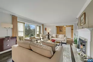 379 W Shore Dr, Wyckoff Township, NJ 07481 - Photo 6