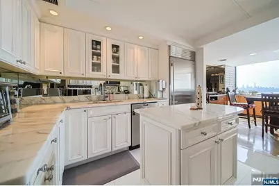 200 Old Palisade Road 16E #16E, Fort Lee, NJ 07024 - Photo 12