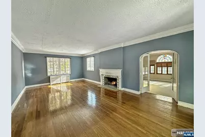 112 Oxford Place, Glen Rock, NJ 07452 - Photo 16