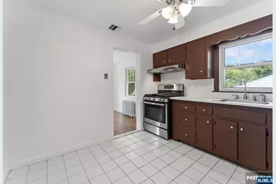 409 Tappan Road 2 #2, Norwood, NJ 07648 - Photo 4