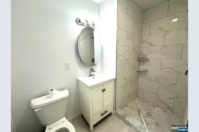 369 Wilson Avenue 2 #2, Fort Lee, NJ 07024 - Photo 8