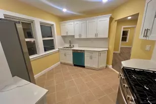 5 Chapman St, Bloomfield, NJ 07003 - Photo 2