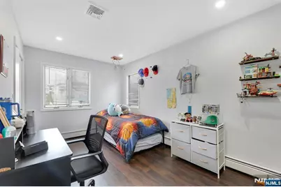 119 Sussex Road, Bergenfield, NJ 07621 - Photo 24