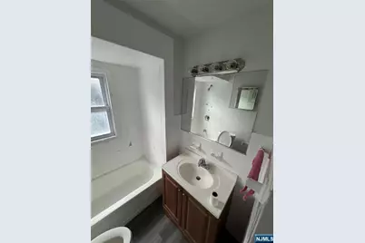 278 Ackerman Avenue 2nd Fl #2nd FL, Clifton, NJ 07011 - Photo 12