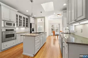 137 6th St, Cresskill, NJ 07626 - Photo 12