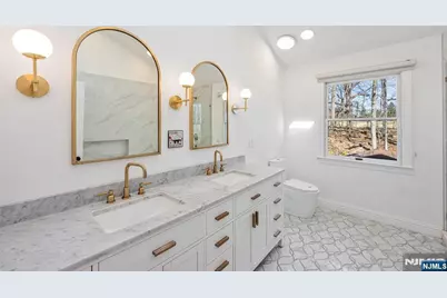 33 Country Club Road, Tenafly, NJ 07670 - Photo 18