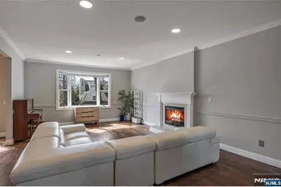 33 Country Club Road, Tenafly, NJ 07670 - Photo 4