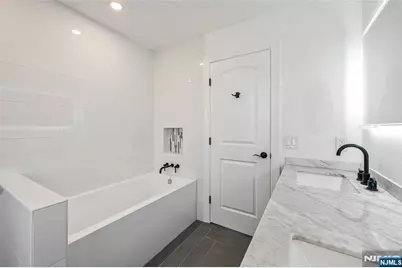 33 Country Club Road, Tenafly, NJ 07670 - Photo 26