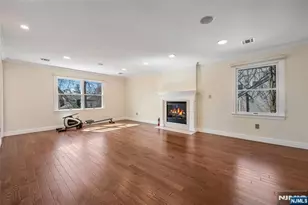 33 Country Club Rd, Tenafly, NJ 07670 - Photo 16