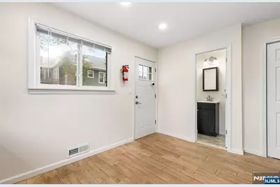 401 White Street, Orange, NJ 07050 - Photo 12