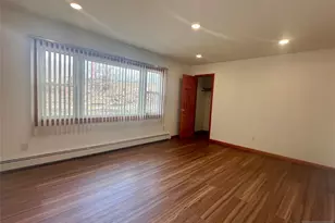 17 Hamilton St, Harrison, NJ 07029 - Photo 4