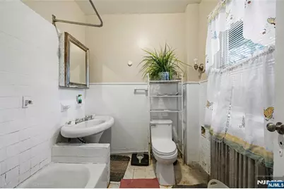 458 Fairview Avenue, Orange, NJ 07050 - Photo 32