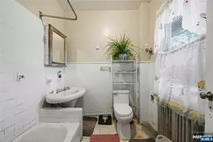 458 Fairview Ave, Orange, NJ 07050 - Photo 32