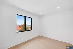 25 Garden Pl A, Edgewater, NJ 07020 - Photo 32