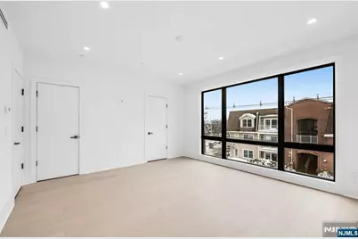 25 Garden Place A #A, Edgewater, NJ 07020 - Photo 16