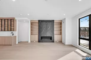 25 Garden Pl A, Edgewater, NJ 07020 - Photo 4