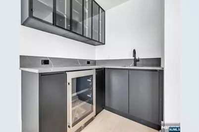 25 Garden Place A #A, Edgewater, NJ 07020 - Photo 28