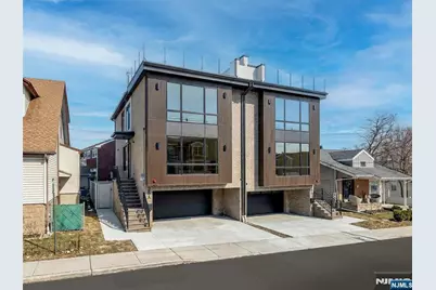 25 Garden Place A #A, Edgewater, NJ 07020 - Photo 2