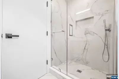 25 Garden Place A #A, Edgewater, NJ 07020 - Photo 30