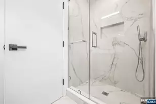 25 Garden Pl A, Edgewater, NJ 07020 - Photo 30