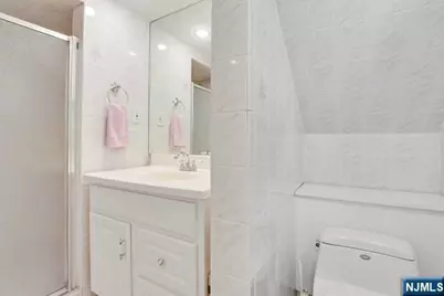 16 Argyle Place 1 #1, Kearny, NJ 07032 - Photo 12