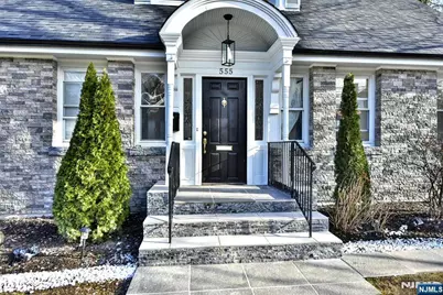 555 Lincoln Avenue, Glen Rock, NJ 07452 - Photo 2