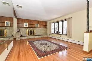 110 Lakeshore Dr, Oakland, NJ 07436 - Photo 10