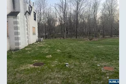 18 Lake Road, Upper Saddle River, NJ 07458 - Photo 4