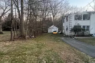 18 Lake Rd, Upper Saddle River, NJ 07458 - Photo 2