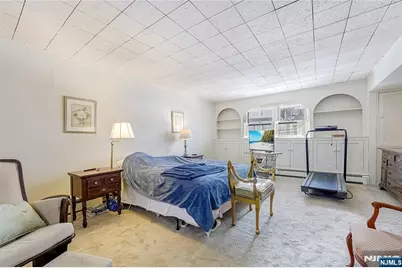 15 Garden Street, Bergenfield, NJ 07621 - Photo 16