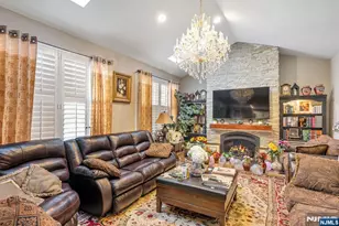 134 Arthur Ct, Mahwah, NJ 07430 - Photo 14