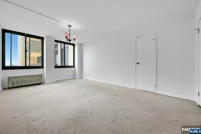 300 Winston Drive 919 #919, Cliffside Park, NJ 07010 - Photo 12