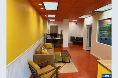 725 Grand Avenue 304 #304, Ridgefield, NJ 07657 - Photo 6