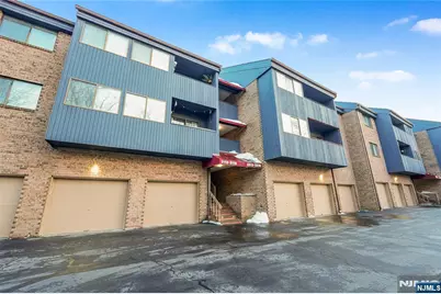 2213 Hilltop Road, Mahwah, NJ 07430 - Photo 16