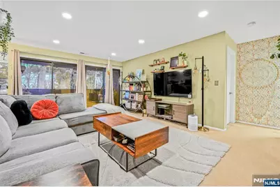 2213 Hilltop Road, Mahwah, NJ 07430 - Photo 2