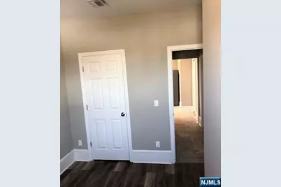 363 Macarthur Avenue, Garfield, NJ 07026 - Photo 8