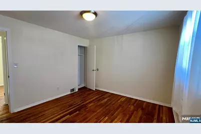 228 Philip Avenue, Elmwood Park, NJ 07407 - Photo 10