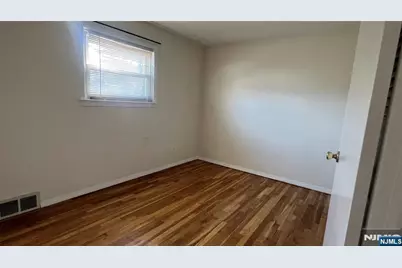 228 Philip Avenue, Elmwood Park, NJ 07407 - Photo 8