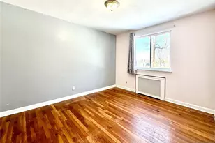 37-27 Hale Pl, Fair Lawn, NJ 07410 - Photo 8