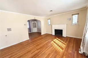 37-27 Hale Pl, Fair Lawn, NJ 07410 - Photo 2