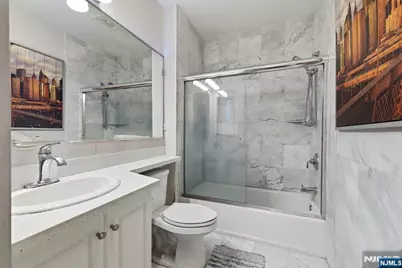 214 The Promenade 214 #214, Edgewater, NJ 07020 - Photo 28