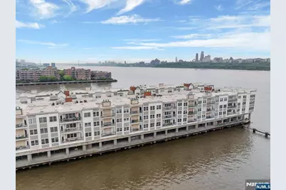 214 The Promenade 214 #214, Edgewater, NJ 07020 - Photo 16